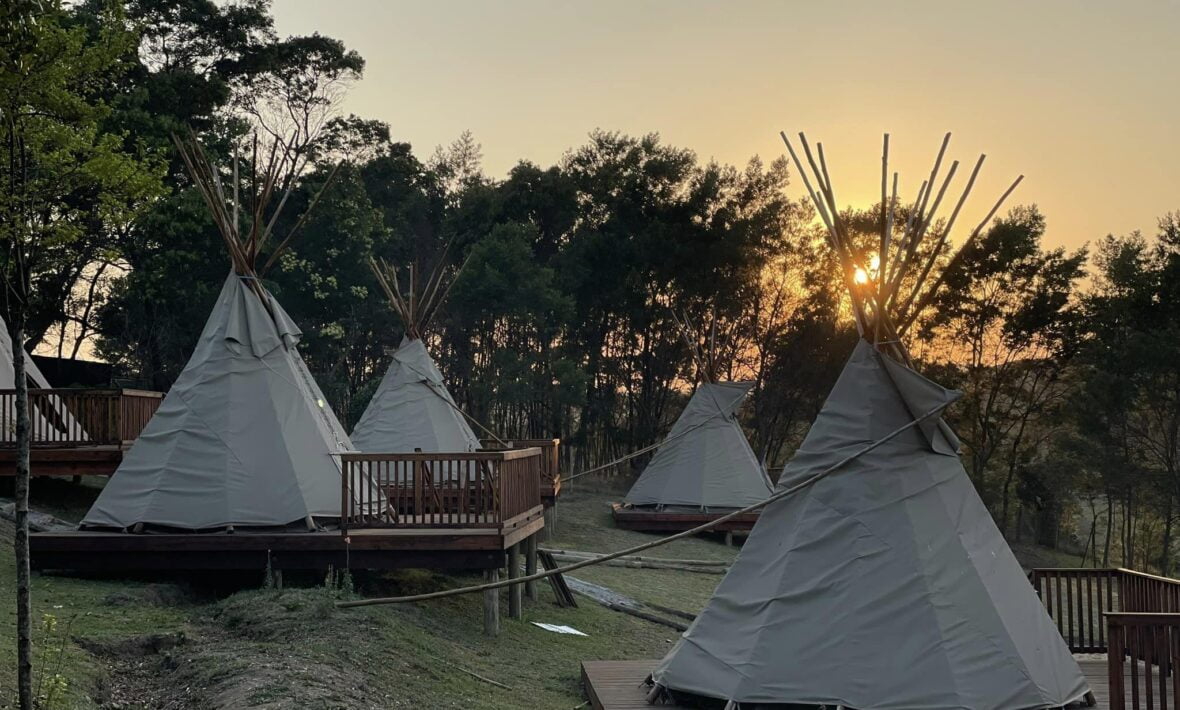 Tipi Village – Off grid Glamp site